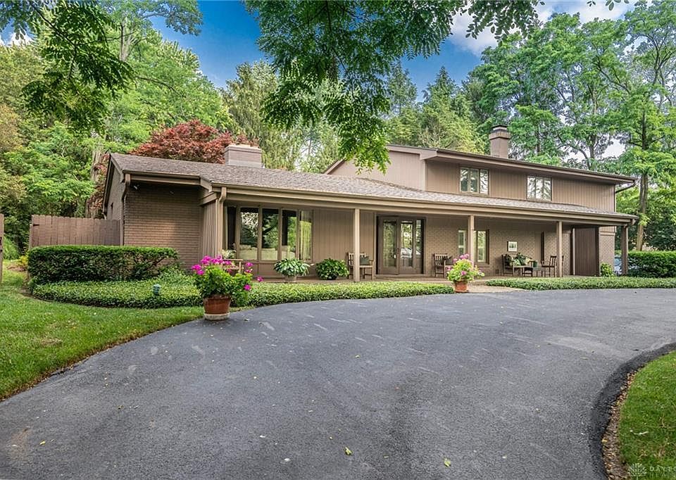 1st image of 4950 Walther Cir