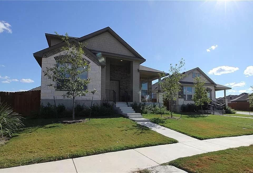 1st image of 520 Canadian Springs Dr