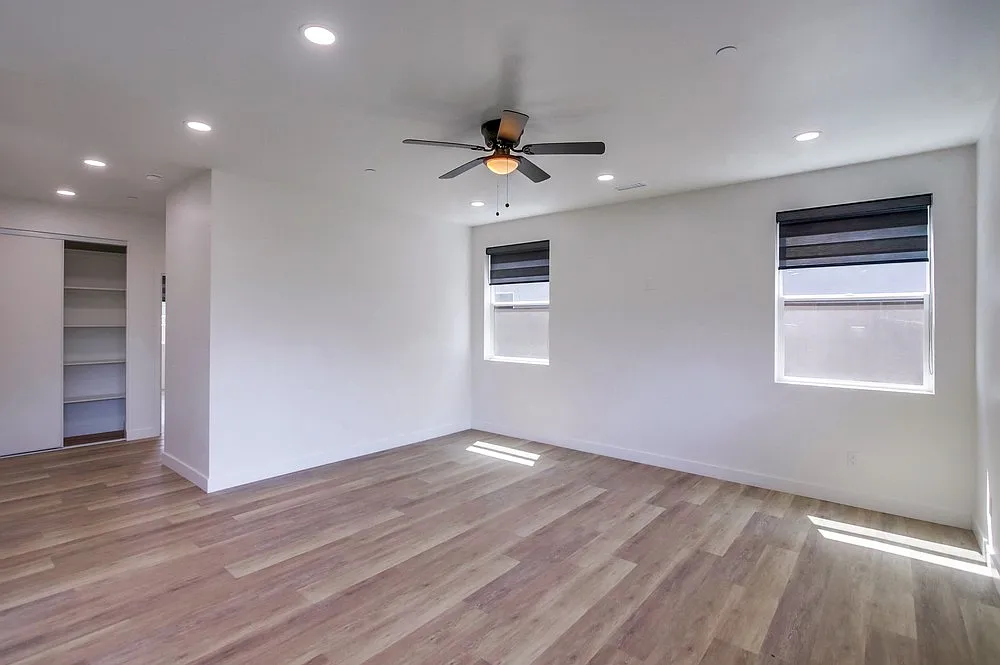 5 bed, 4.5 bath, 2627 sqft, $5,500 — Photo 4