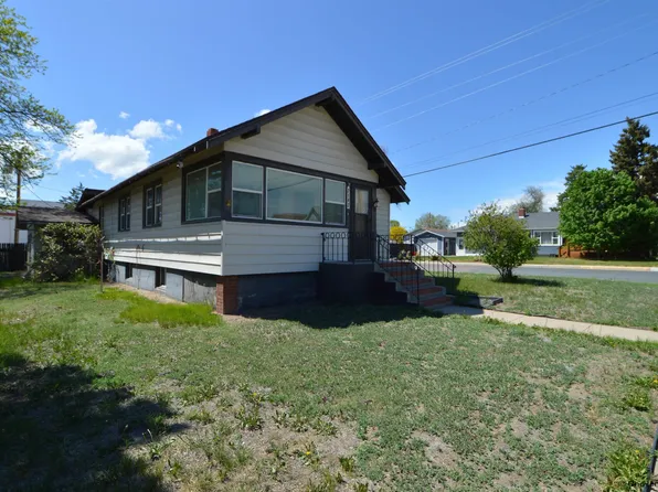 2142 W C St, Torrington, WY 82240