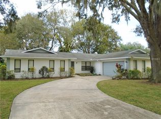28520 Tammi Dr, Tavares, FL 32778