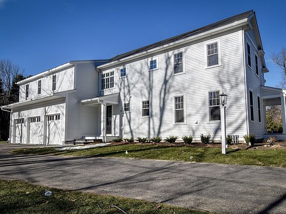 2nd image of 93 Walpole St