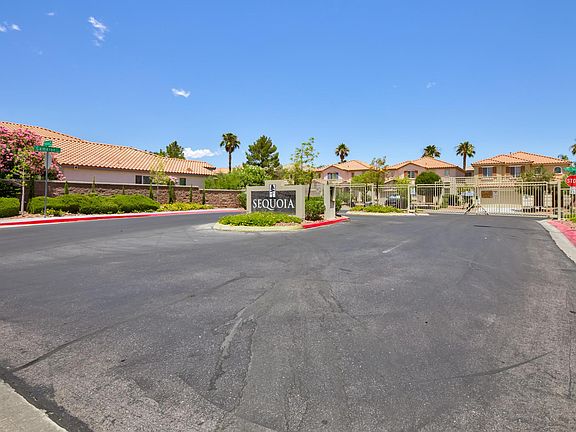 2nd image of 4551 Maxwell Peak Ct