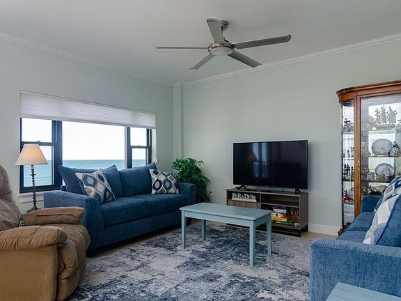 2nd image of 2400 N Lumina Ave #2