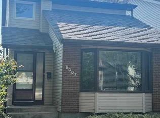 8007 S Ranchview Dr NW, Calgary, AB T3G 1S7