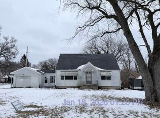 6927 Delaware St, Merrillville, IN 46410