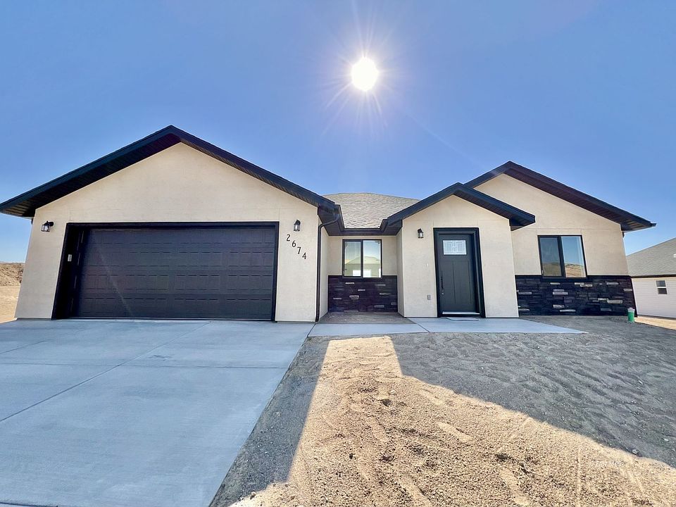 1st image of 1707 Opal Dr