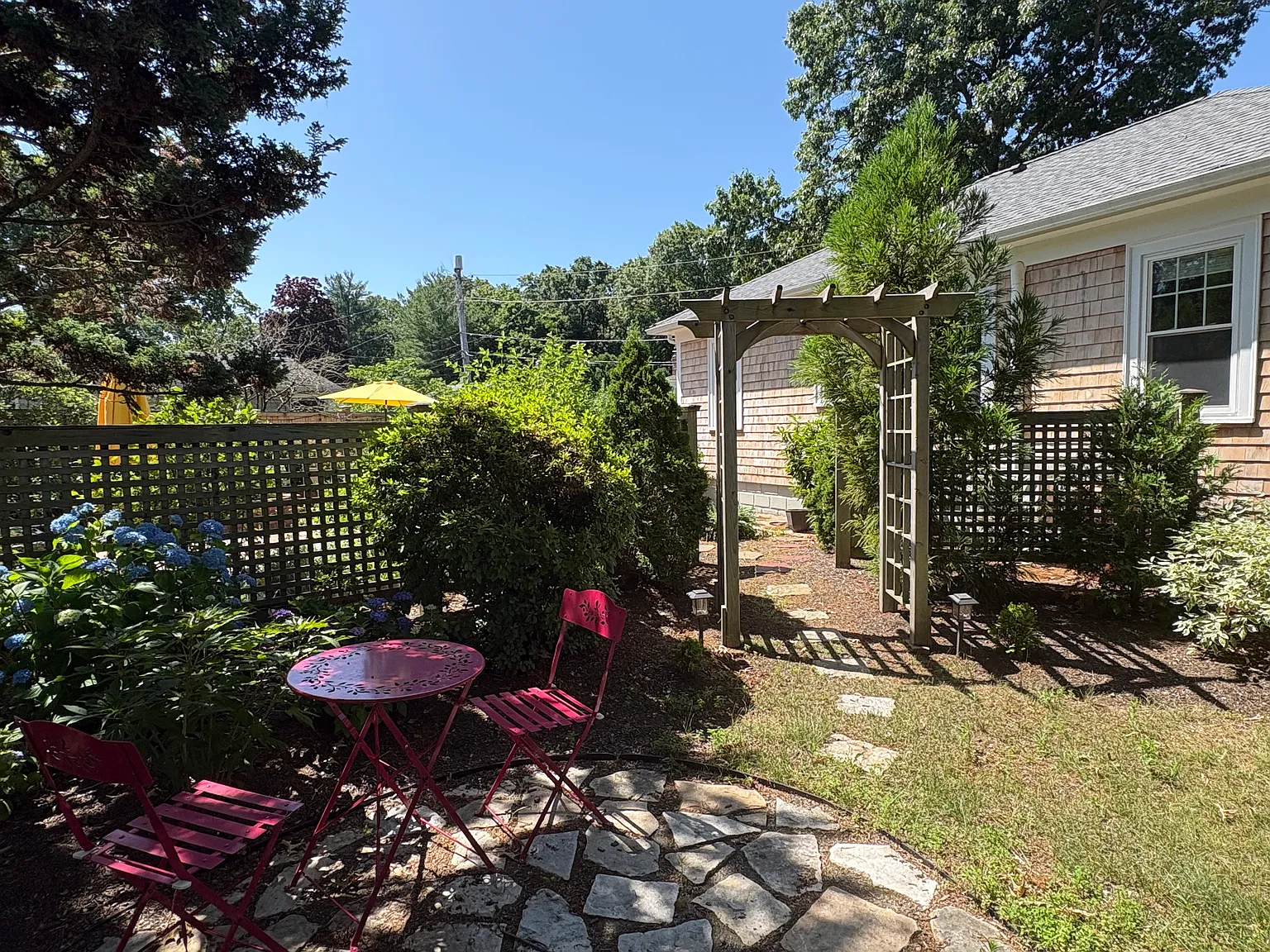 2 bed, 1133 sqft, $3,400 — Photo 3