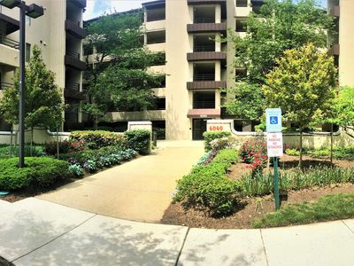 6060 California Cir APT 110, Rockville, MD, 20852