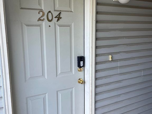 2nd image of 1310 W A St APT 204