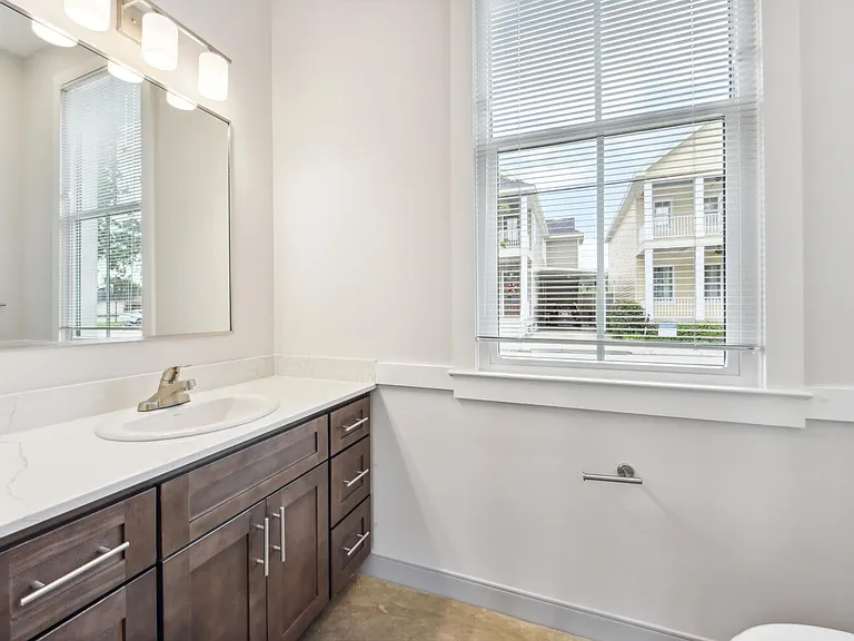 Woodring Apartments — Photo 12