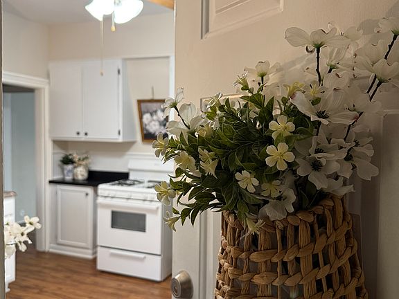 5th image of 522 1/2 Fleming St