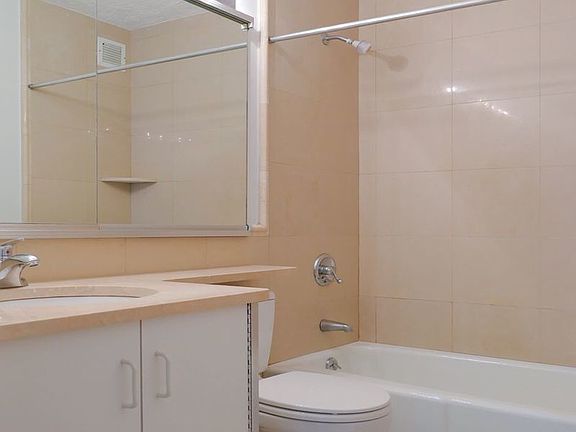 4th image of 211 W 56th St APT 16M