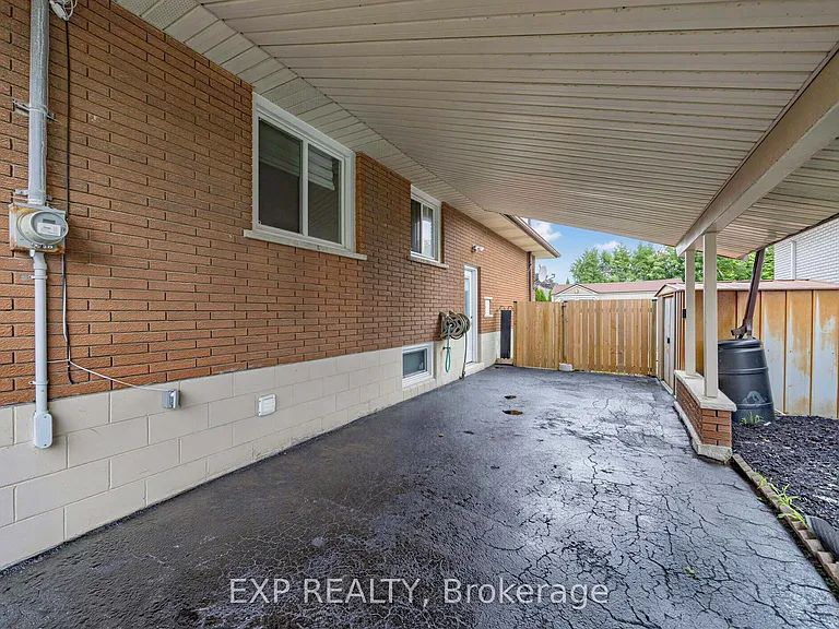 847 Upper Ottawa St #LOWER — Photo 23