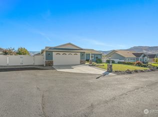 464 Hawthorn Ct NW, East Wenatchee, WA