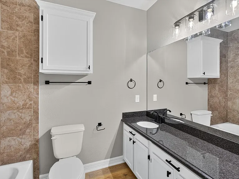 3323 Dennis St #A — Photo 9