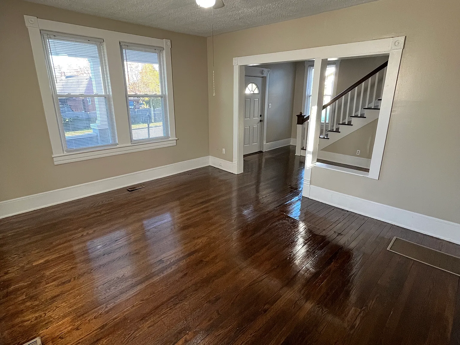 4 bed, 1456 sqft, $1,797 — Photo 4