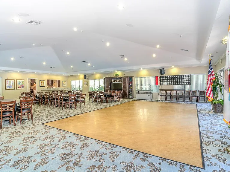 Palm Island Adult Living Community 55+ — Photo 32