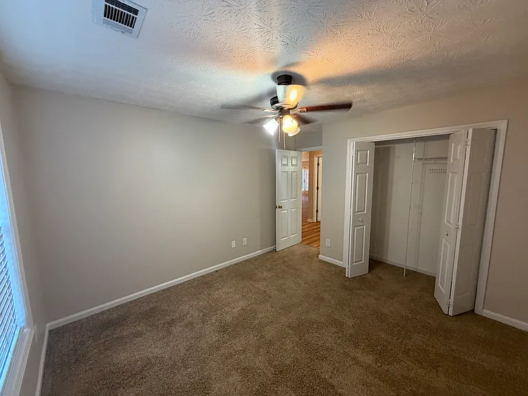1890 Hampton Walk Ct — Photo 22