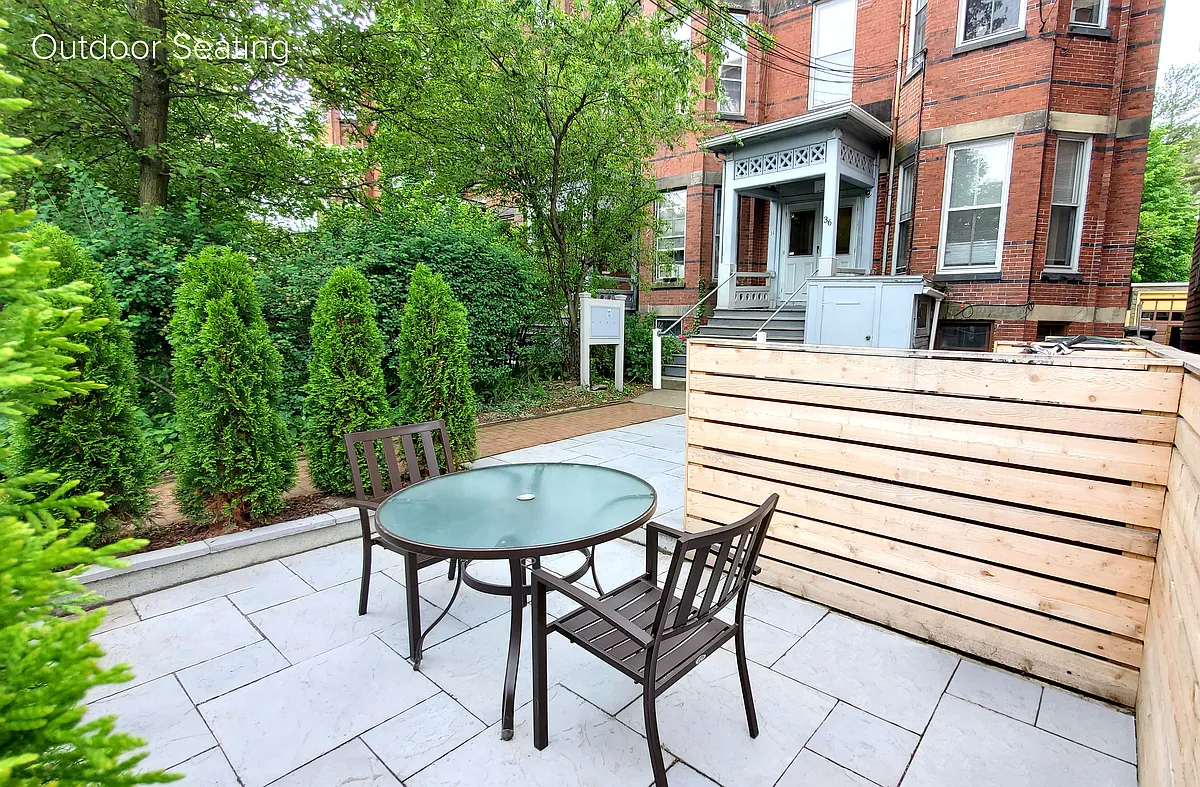 Building Photo - 36 Beacon St #2