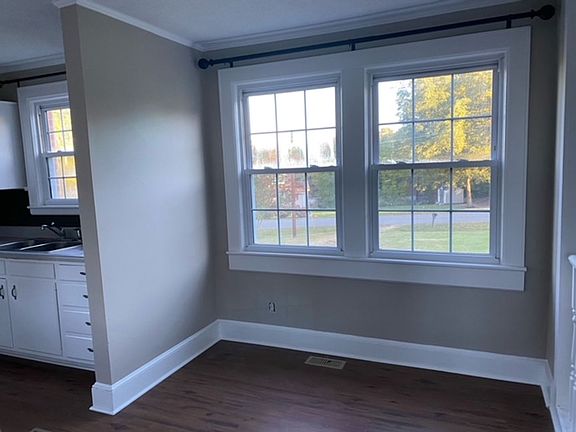 5th image of 121 Marina Ln