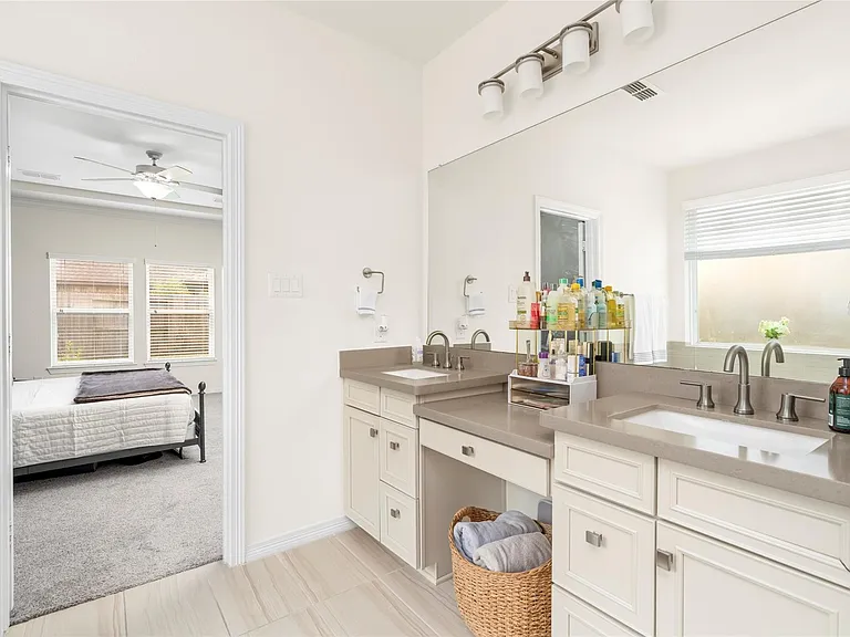 6322 Grand Prominence Ct — Photo 15