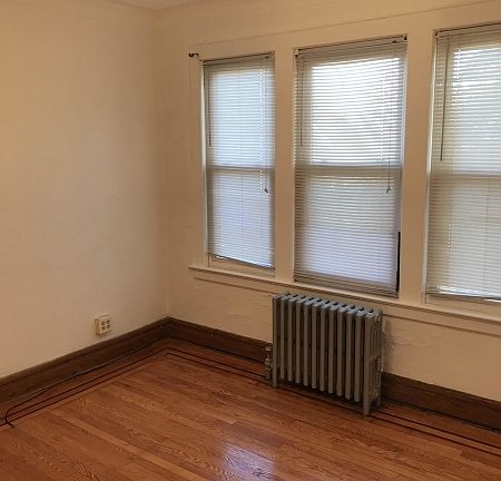 5th image of 115-117 Midland Pl