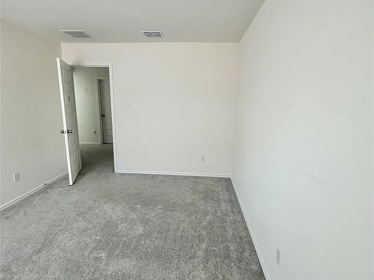 4406 Venticano Pl — Photo 36