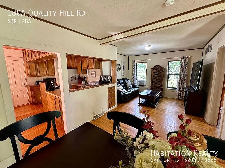 Stunning, furnished 4bed/2bath brick home + mountain views and office/den, Old Bisbee! — Photo 4