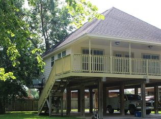 329 Lakeside Dr, Kemah, TX 77565