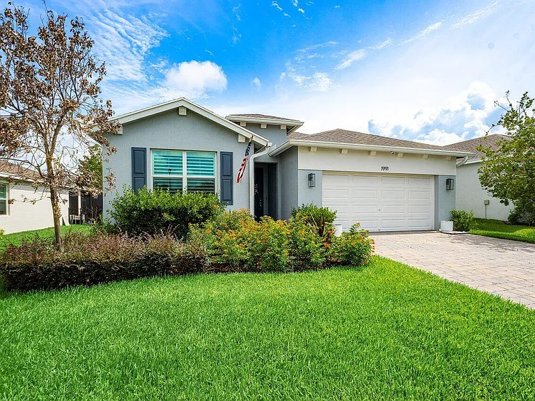 1991 NE Ocean Dunes Dr — Photo 6