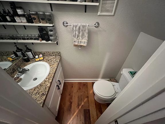 5th image of 4777 Cedar Springs Rd APT 3N