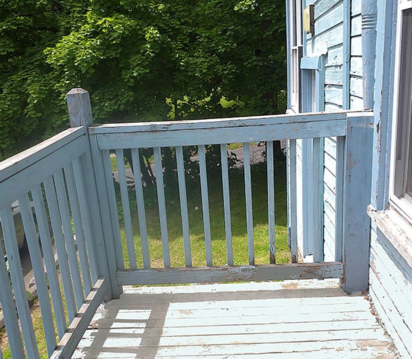 1st image of 418 Cherry St APT 1