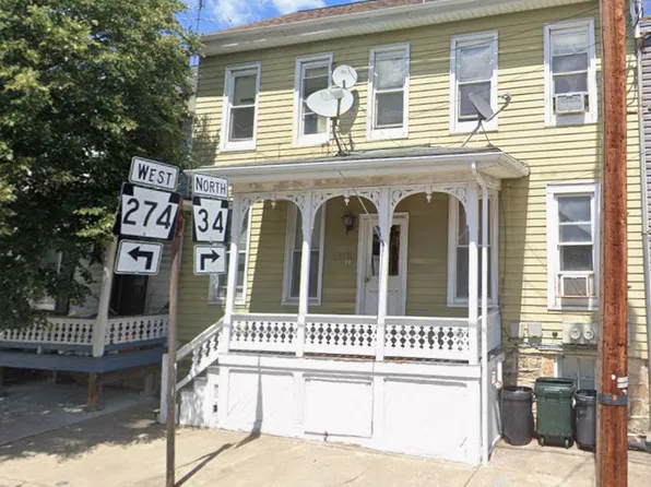 19 S Carlisle St #B, New Bloomfield, PA 17068