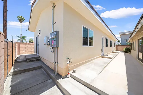 1316 S Raleo Ave Photo 1