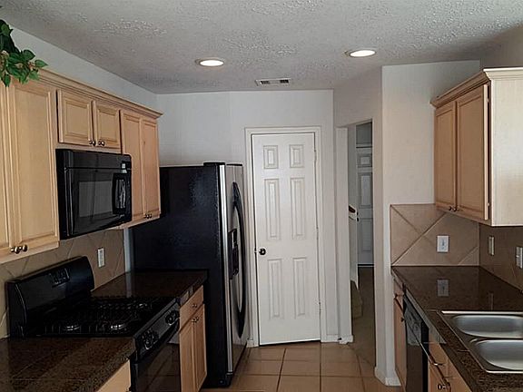 4th image of 10819 Alley Trace Ct