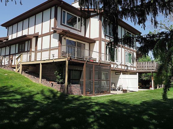 4th image of 3800 Chippewa Ct