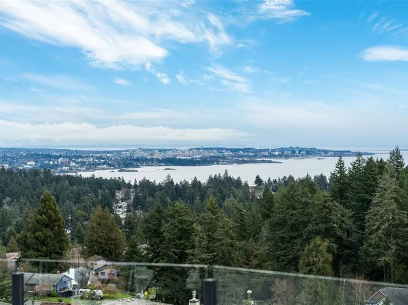 3392 Haida Dr, Colwood, BC V9C 3V9