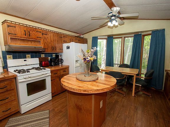 4th image of 21113 Jayhawk Dr