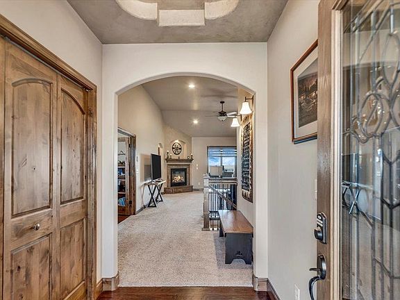 4th image of 4630 Cambria Cir