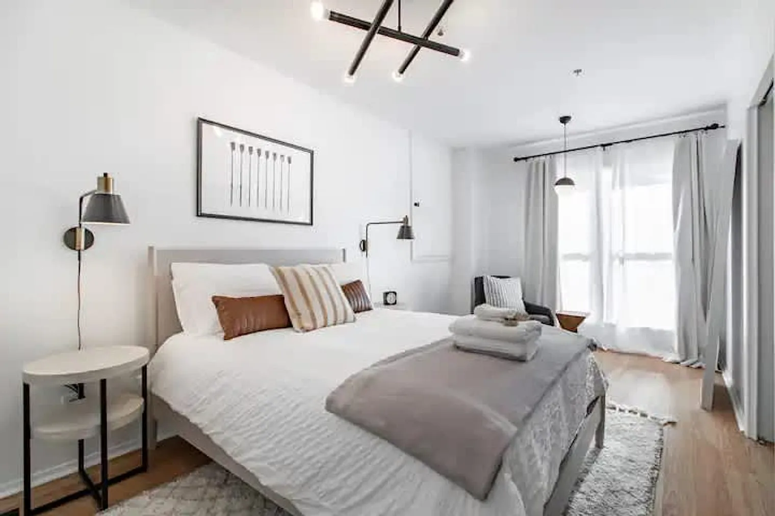 1 bed, 1.0 bath, 893 sqft, $2,624 — Photo 4