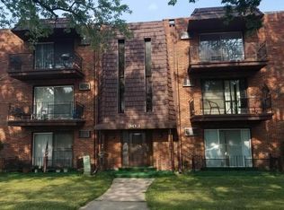 903 Elder Rd APT 12, Homewood, IL