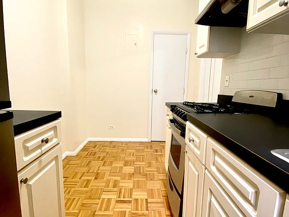 2nd image of 520 E 79th St APT 2f