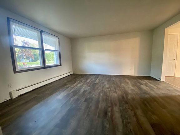 5th image of 2068 Terry Ln #2068