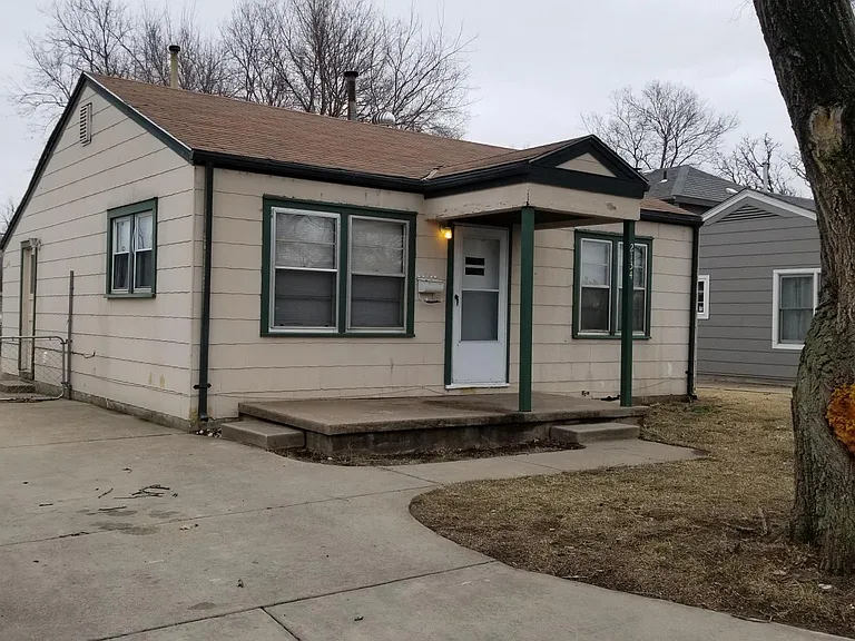2134 S Silver St — Photo 12