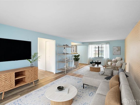 2nd image of 6504 Menlo Way