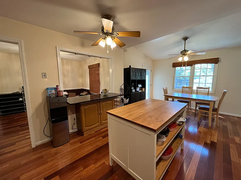 5820 Silchester St — Photo 27