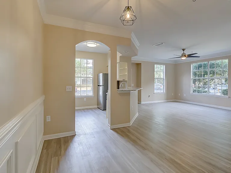 12914 Penn Station Ct #101 — Photo 35