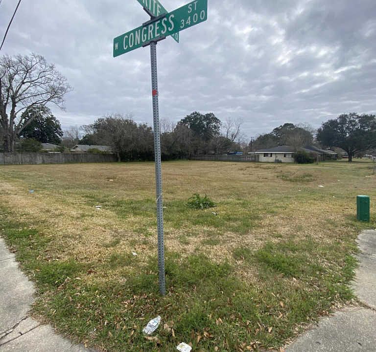 2nd image of 3409 W Congress St
