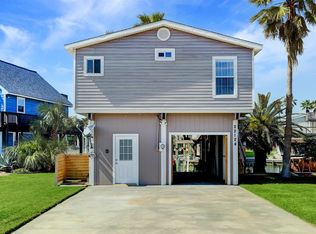22124 Zapata Dr, Galveston, TX 77554